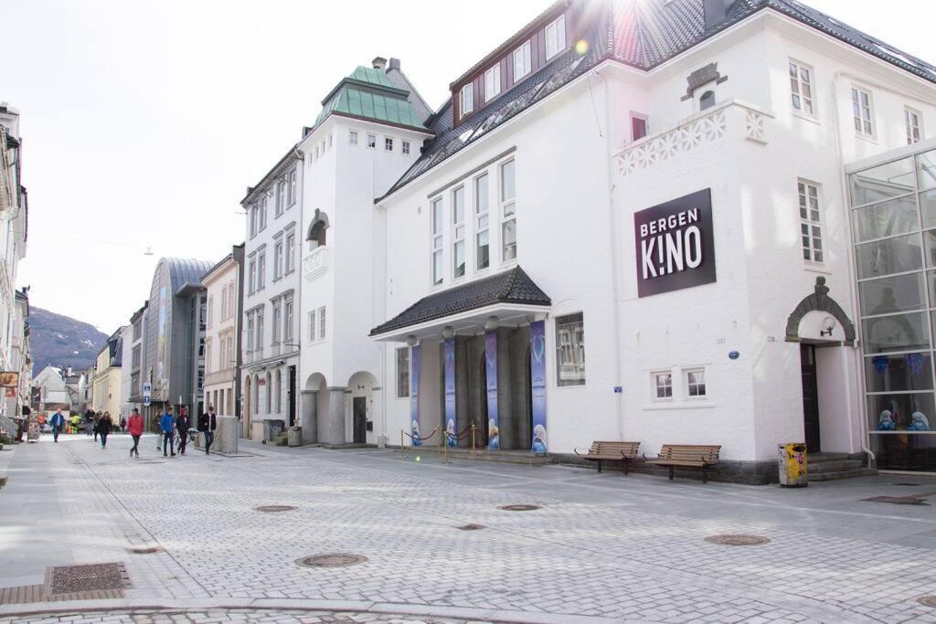 Dinbnb Homes I 4-Bedroom Historical House In Romantic Surroundings Bergen Exteriör bild