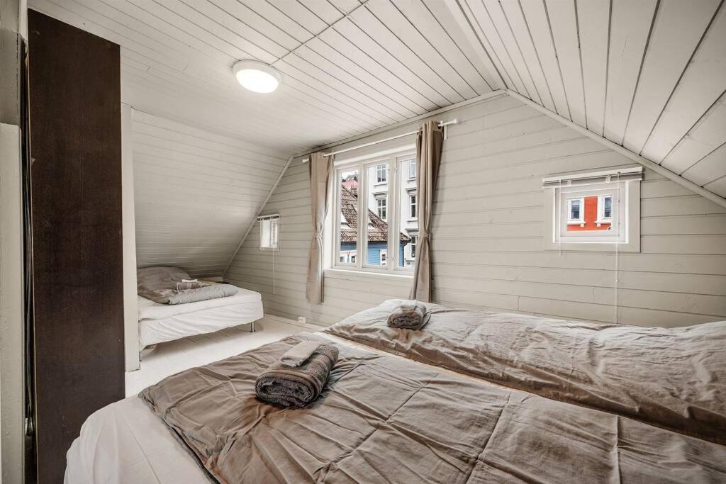 Dinbnb Homes I 4-Bedroom Historical House In Romantic Surroundings Bergen Exteriör bild